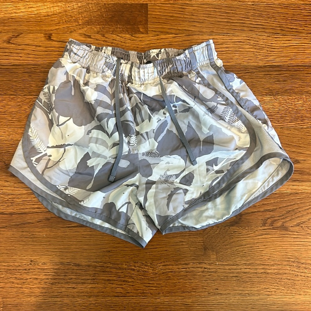 Nike Dri-Fit Tempo Running Shorts